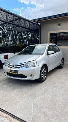TOYOTA ETIOS 1.5 PLATINUM SEDAN 16V FLEX 4P MANUAL TOYOTA ETIOS 1.5 PLATINUM SEDAN 16V FLEX 4P MANUAL